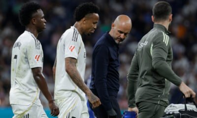 Militao, tras retirarse lesionado. EFE