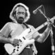 Dave Mason realizando un concierto en Chicagofest en Chicago, Illinois, el 15 de agosto de 1980. Foto: Paul Natkin/Getty Images