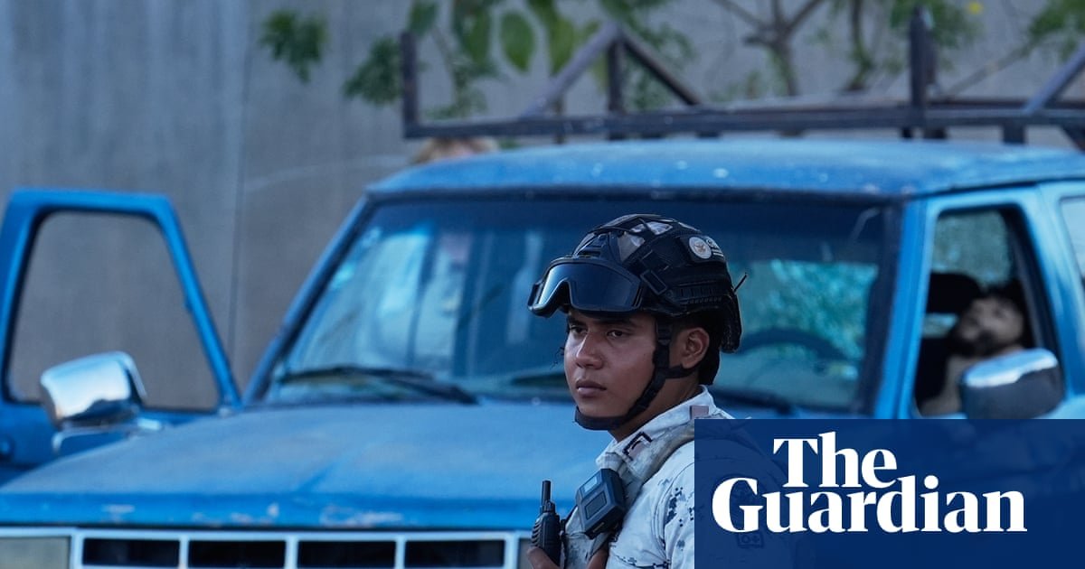 Diez personas acusadas en un tribunal federal de Manhattan son funcionarios gubernamentales o de seguridad del estado actuales y anteriores en Sinaloa, México. Foto: Marco Ugarte/AP