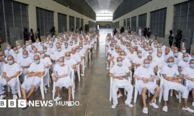 Más de 250 de los imputados están recluidos en el Centro de Confinamiento del Terrorismo (Cecot).