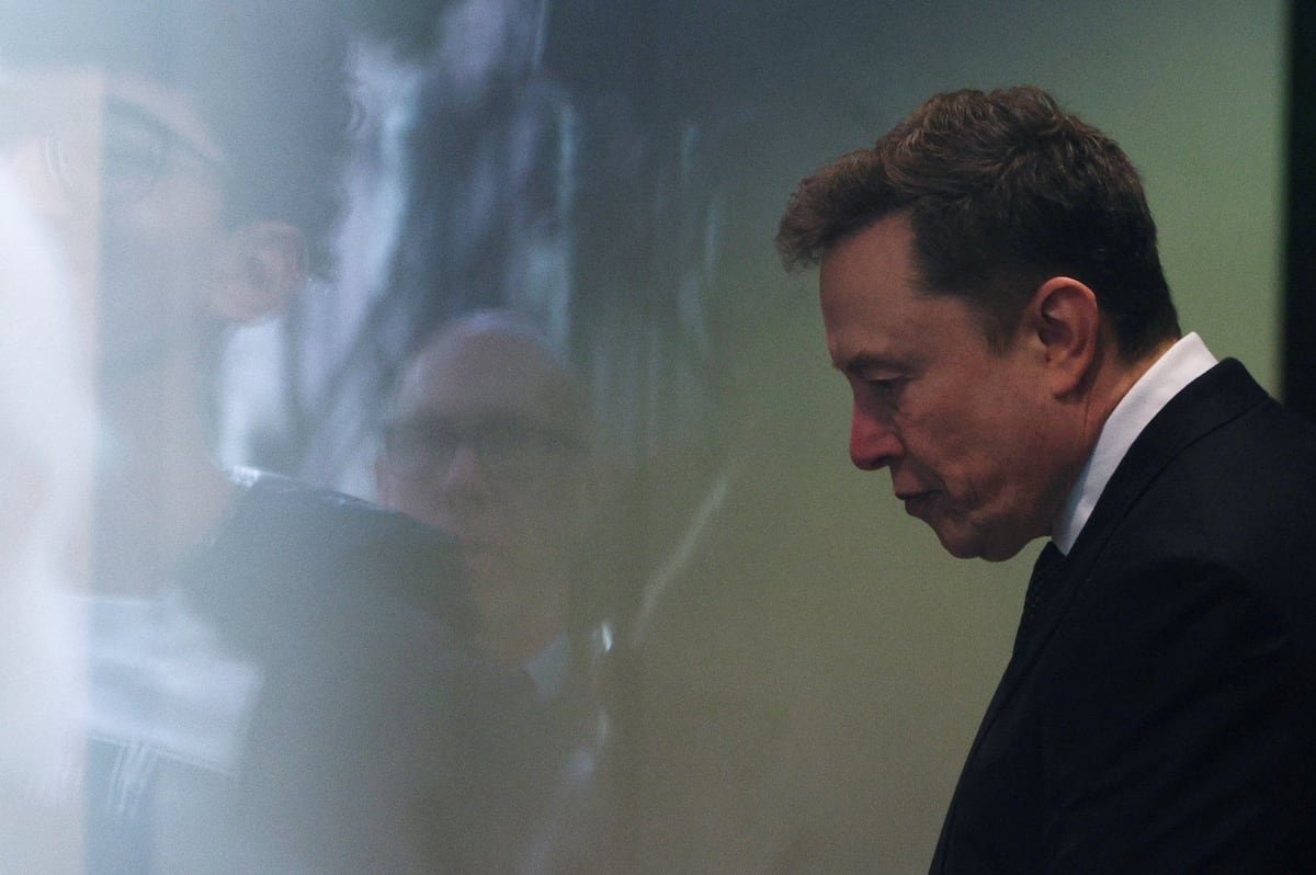 Elon Musk, a su llegada al juicio contra OpenAI en Oakland, California, el 29 de abril 2026. Manuel Orbegozo (REUTERS)