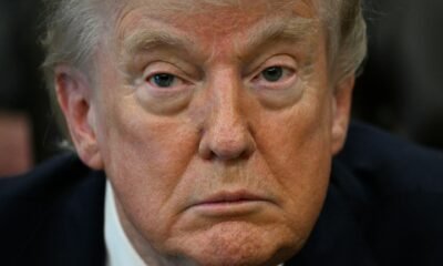 US President Donald Trump habla después de firmar una orden ejecutiva en el Ovalo del Ala Blanca de la Ciudad de Washington, DC el 18 de abril de 2026 [AFP]