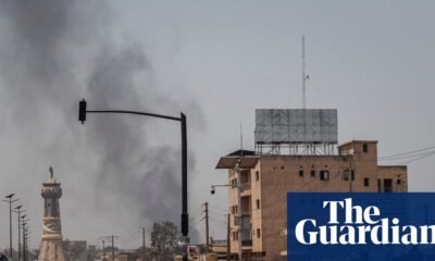 Se levanta humo en Bamako el domingo después de los ataques por parte de yihadistas y rebeldes separatistas. Foto: AFP/Getty Images