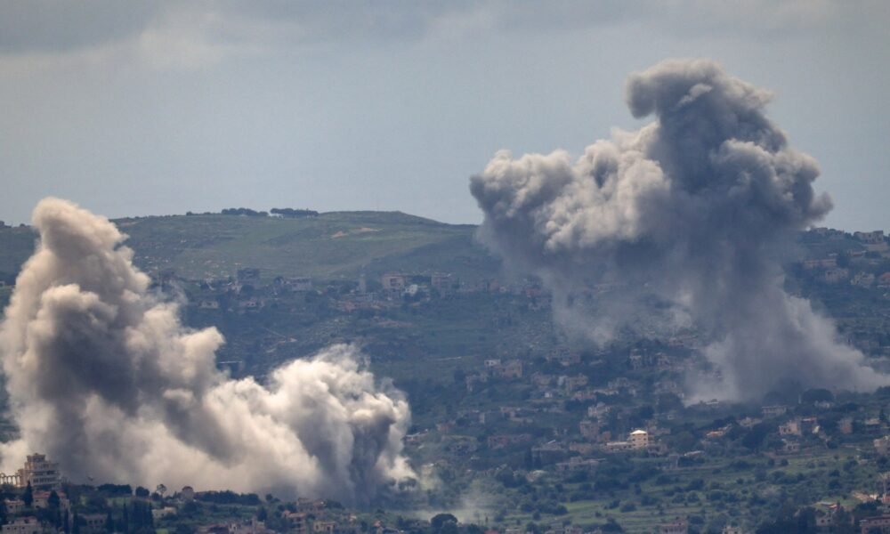 Israel attacks South Lebanon: Three emergency workers among 11 people killed