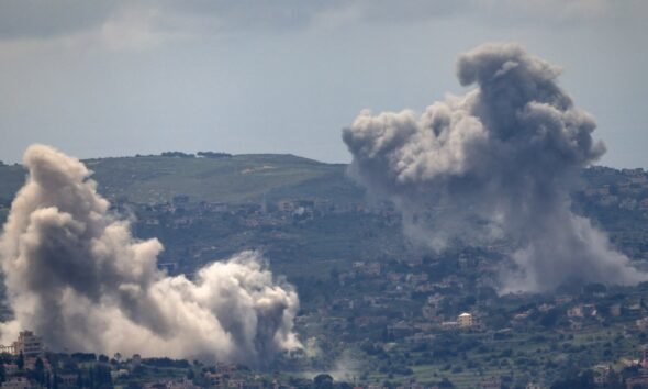 Israel attacks South Lebanon: Three emergency workers among 11 people killed