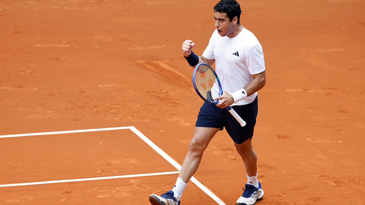 Munar celebra un punto.