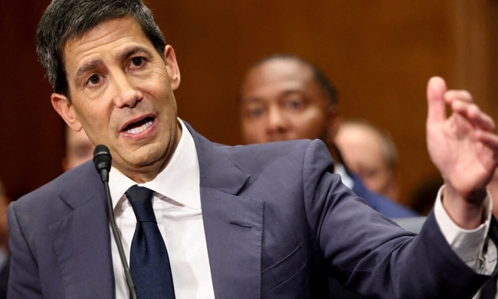 Si se confirma, Kevin Warsh dirigirá el banco central a partir del 15 de mayo [Foto: Kevin Lamarque/Reuters]