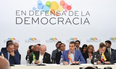 Gustavo Petro, presidente de Colombia, discute estrategias con Luiz Inácio Lula da Silva, Brasil. Foto: El País