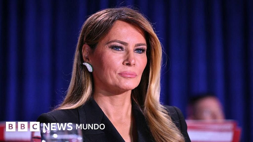 El presidente Donald Trump pidió el despido de Jimmy Kimmel por la broma hacia su esposa, Melania Trump.