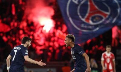 Paris Saint Germain's georgiano delantero Khvicha Kvaratskhelia anotó dos goles contra Bayern Munich en la ida de los cuartos de final de la UEFA Champions League [Anne-Christine Poujoulat/AFP]