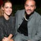 Alejandra Onieva y Jesse Williams posan juntos en la gala 'GQ Men of the Year'. GETTY IMAGES