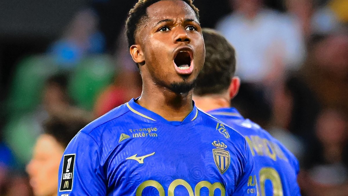 Ansu Fati celebra su gol contra el Metz @AS_Monaco