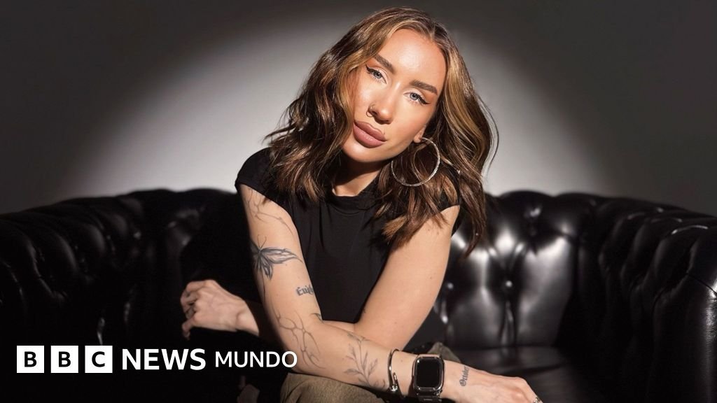 Ataque ultranacionalista — Imagen de la cobertura sobre La brutal redada en la fiesta de cumpleaños de una mujer que revela el auge de u. Foto de: BBC Mundo