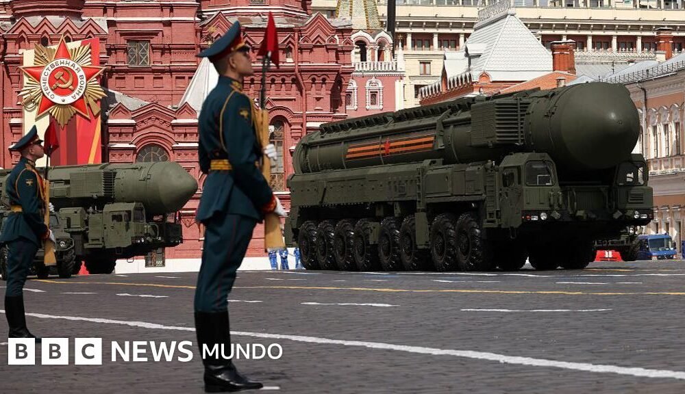 despliegue fuerzas nucleares rusas — Imagen de la cobertura sobre ¿Qué significa que Rusia haya desplegado sus fuerzas nucleares estratégicas en s. Foto de: BBC Mundo