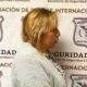 Doña Lupe — Ofelia Hernández Salas en una fotografía policial, con las manos esposadas y un suéter gris, tras su detención en Mexicali, Baja California, México, en marzo de 2023.. Tomada por: BBC Mundo