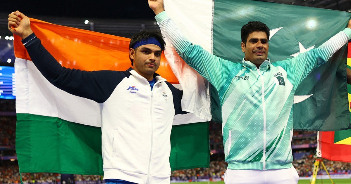 India entrada atletas — Bajo las nuevas reglas del ministerio de deportes de India anunciadas el miércoles, atletas paquistaníes como Arshad Nadeem, quien ganó la medalla de oro en lanzamiento de jabalina, podrían viajar a India para competir en torneos internacionales de deportes [Foto: Kai Pfaffenbach/Reuters]