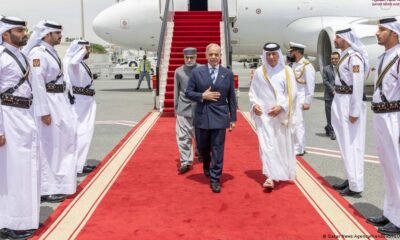 Qatar intensifica esfuerzos — El primer ministro de Pakistán, Shehbaz Sharif, llega a Doha, Catar, en 2026