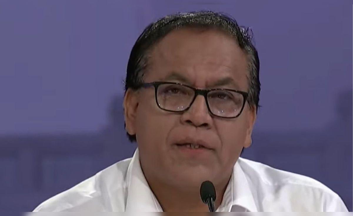 Roberto Sánchez habla sobre su propuesta económica, enfatizando que su visión se basa en el trabajo y no en el comunismo. Foto de: La República