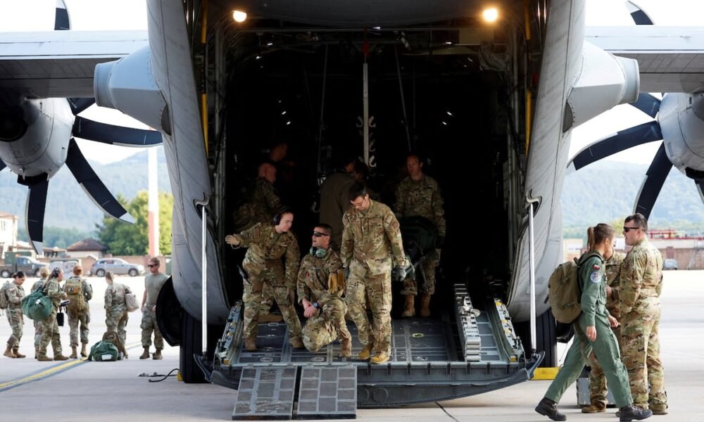 Trump advierte Europa — Ejercicio militar estadounidense en la base alemana de Ramstein, en una imagen de archivo. Heiko Becker (REUTERS)