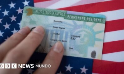 La tarjeta de residencia permanente, o green card, simboliza el estatus de los inmigrantes afectados por las políticas de EE.UU. sobre la ciudadanía. Foto de: Getty Images