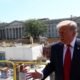 Imagen de la cobertura sobre Donald Trump afirmó que resolver la crisis en Cuba "no sería difícil" para su Go. Foto de: news.google.com