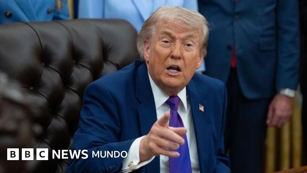 Trump rechaza propuesta — Donald Trump se dirige a periodistas en el Despacho Oval
