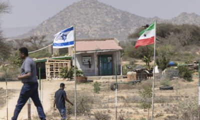 Turquía lanza despliegue — Turquía reforza su presencia militar y económica en Somalia, enfrentándose a la creciente influencia de Israel Cortesía: RFI English