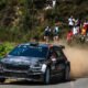 El Skoda privado de Álvaro Muñiz se muestra en la pista, celebrando su victoria y la racha del equipo en Ourense. Foto de: Shakedown Media / Danny García