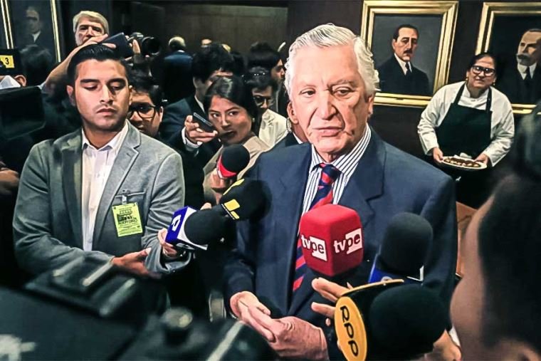 voto peruano — El canciller Pareja se dirige a la prensa tras reafirmar su actuar legal e imparcial en el proceso electoral. Foto de: El Peruano