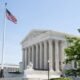 El edificio de la Corte Suprema de los Estados Unidos en Washington D.C., donde se debaten temas clave sobre el sistema electoral. Foto de: news.google.com