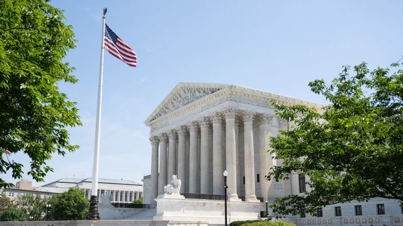El edificio de la Corte Suprema de los Estados Unidos en Washington D.C., donde se debaten temas clave sobre el sistema electoral. Foto de: news.google.com