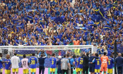 primer gol mundialista — Los jugadores de Curazao celebran su victoria en el Mundial ante la ovación de sus aficionados en las gradas. Foto de: LAPRESSE