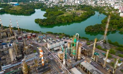 Magdalena Medio — La imagen muestra infraestructura petrolera en Colombia, reflejando el contexto de supuestos incumplimientos ambientales de Ecopetrol. Foto de: Earthworks -EIA