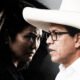 dilema político peruano — La actriz de la serie 'El dilema peruano' aparece en un primer plano junto a un hombre con sombrero y lentes. Foto de: IDL-Reporteros