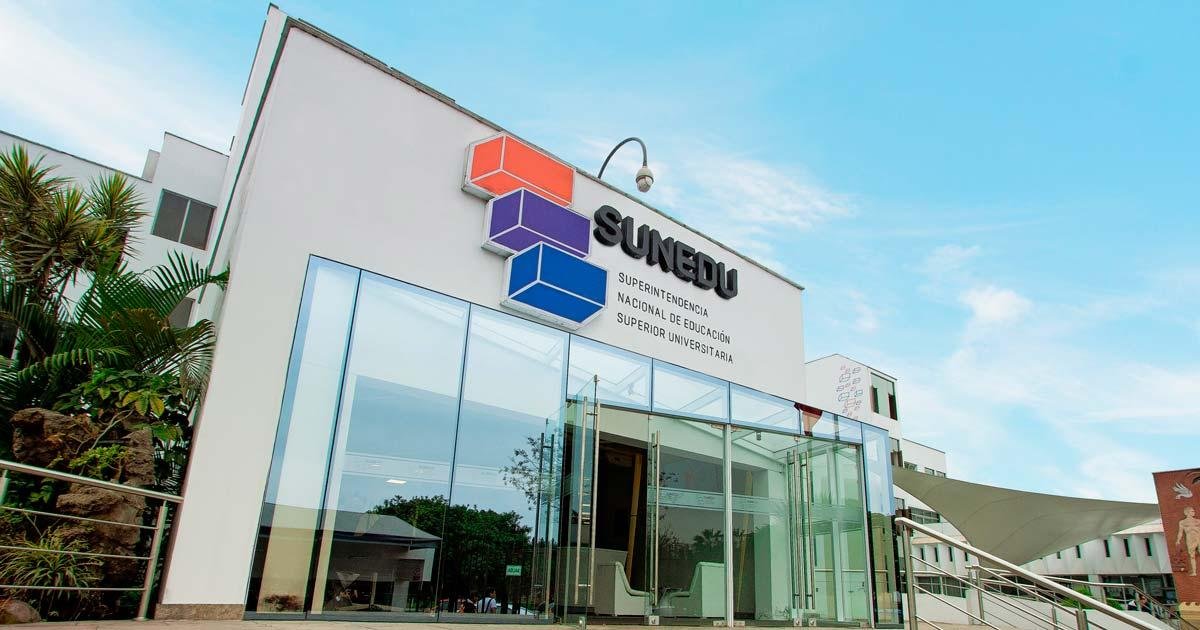 Chauca Valqui — Fachada de la sede de la Sunedu en Perú, institución sobre la cual el presidente Balcázar busca ejercer mayor control. Foto de: Perú21