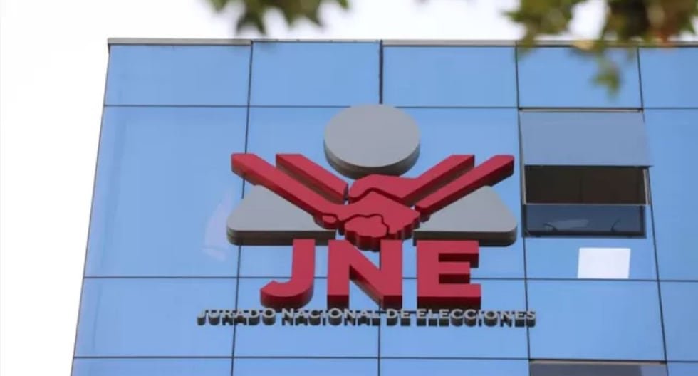 JNE amplía plazo — El logotipo del Jurado Nacional de Elecciones (JNE) en la fachada de su sede institucional. Foto de: Gestión
