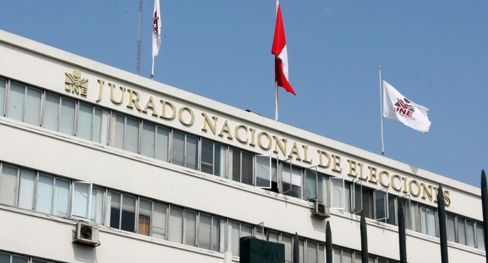 Fachada del Jurado Nacional de Elecciones en Perú, entidad encargada de entregar las credenciales a la fórmula presidencial ganadora. Foto de: Gestión