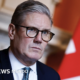 El primer ministro del Reino Unido, Keir Starmer, tras anunciar su dimisión como líder del Partido Laborista. Foto de: Reuters