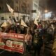 Simpatizantes Juntos Perú — Imagen de la cobertura sobre Simpatizantes de Juntos por el Perú marchan en el Centro de Lima pidiendo la "de. Foto de: La República