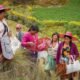 protección especies mujeres indígenas — Mujeres de la comunidad Tari Nomiowa’i en Ecuador participan en la protección y monitoreo de los nidos de tortuga charapa. Foto de: CI Ecuador