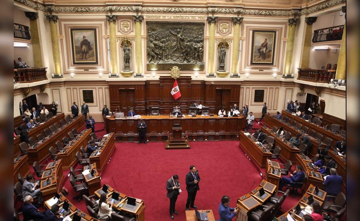 Fuerza Popular — La Cámara de Diputados y Senadores se prepara para el inicio del periodo legislativo 2026-2031 en un recinto histórico. Foto de: La República