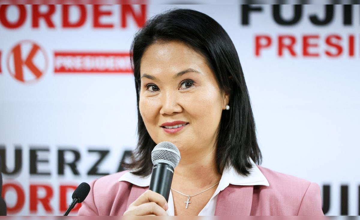 Roberto Sánchez — La política peruana Keiko Fujimori durante una conferencia de prensa tras ser declarada ganadora en las elecciones presidenciales. Foto de: La República