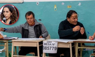 Vocera de la ONPE y miembros del jurado de mesa oficializan el proceso de conteo de actas electorales en Perú. Foto de: Exitosa Noticias