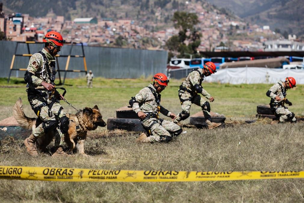 Perú prolongación Estado — Personal de seguridad realiza patrullajes en la zona fronteriza, en el marco de la extensión del Estado de Emergencia en Loreto. Foto de: Perú21