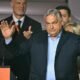 Los miembros del partido Fidesz acompañan a Viktor Orbán en un evento relacionado con su reelección como presidente. Foto de: Attila Kisbenedek/AFP