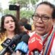 recurso legal — Roberto Sánchez habla ante una multitud de periodistas sobre el recurso impugnatorio de votos en las elecciones de 2026. Foto de: El Peruano