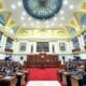 Congresistas peruanos sesionan en el recinto del Congreso de la República para deliberar sobre el crédito suplementario solicitado por el Ejecutivo. Foto de: Perú21