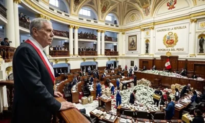 Congreso incrementa gastos — Imagen de la cobertura sobre Congreso: Trabajadores reciben bonos mensuales, semestrales y anuales. Gasto es . Foto de: El Búho