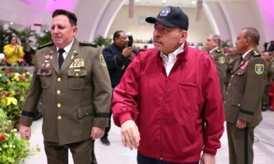 Militares y funcionarios en un evento oficial en Nicaragua durante el periodo de gobierno de Daniel Ortega. Foto de: CNN en Español