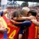 España derrota Austria — Jugadores de la selección española celebran con júbilo tras asegurar su pase a los octavos de final frente a Austria. Foto de: Diez.hn